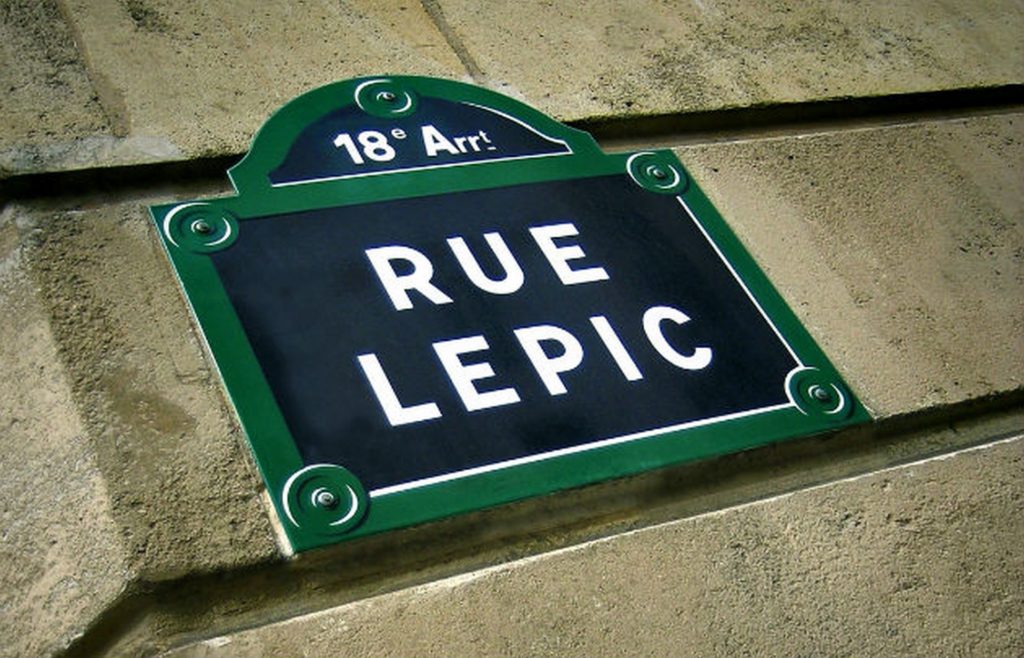 Rue-Lepic-Plaque-de-la-rue-_-630x405-_-©-Jacques-Palut-Fotolia (Copier)